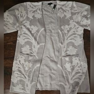 The limited large cardigan gray with a cute design